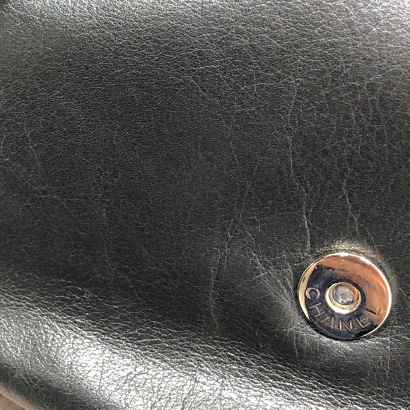 CHANEL Matelasse Black Lambskin Shoulder Bag - Picture 8 of 14